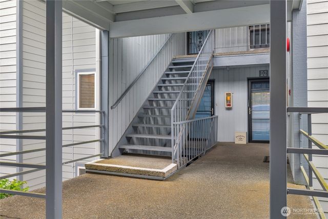 1541 Sheridan #C2, Bremerton, WA 98310