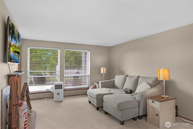 1541 Sheridan #C2, Bremerton, WA 98310