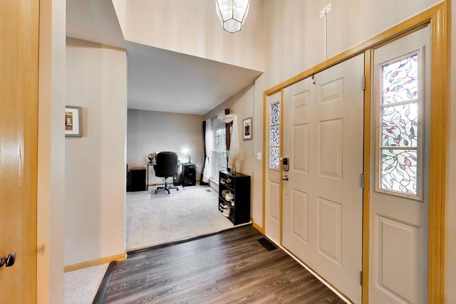 871 Tiffany Farms Road, Antioch, IL 60002