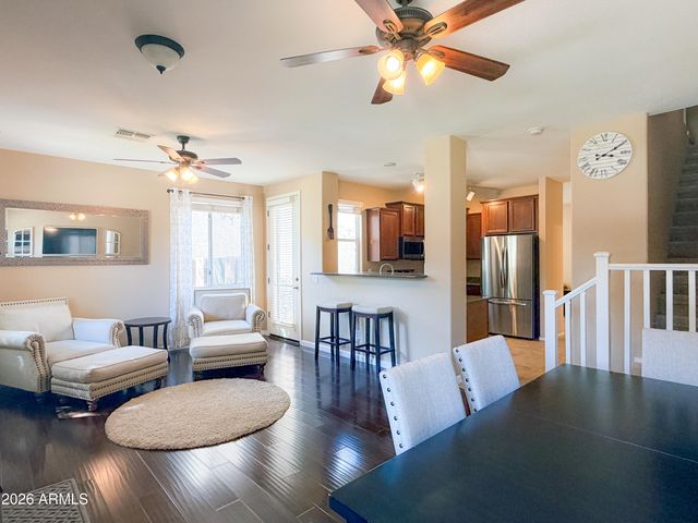 4332 E OAKLAND Street, Gilbert, AZ 85295