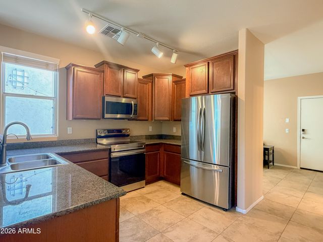 4332 E OAKLAND Street, Gilbert, AZ 85295