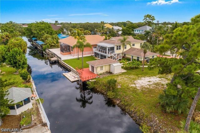 27265 High Seas LN, Bonita Springs, FL 34135
