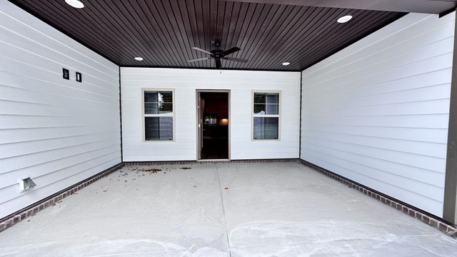 1420 Suzanne Drive, Murfreesboro, TN 37128