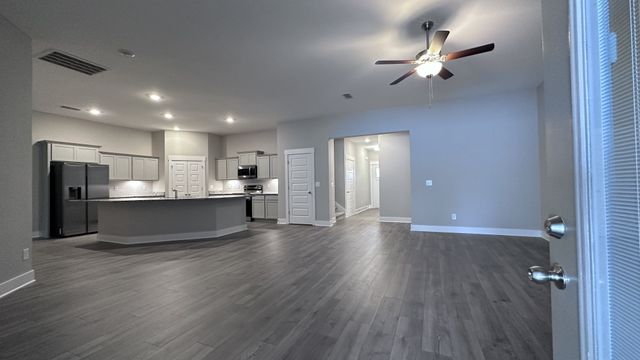 1420 Suzanne Drive, Murfreesboro, TN 37128