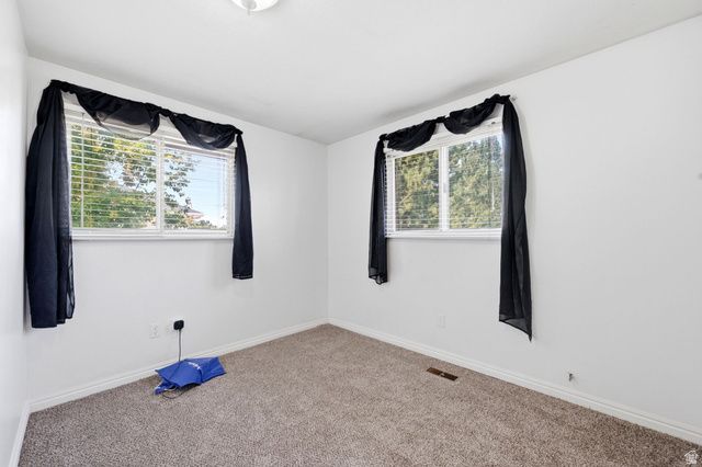 2513 W 1300 N, Clinton, UT 84015