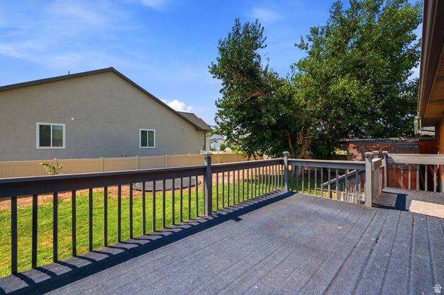 2513 W 1300 N, Clinton, UT 84015