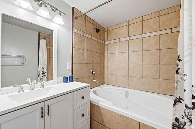 2513 W 1300 N, Clinton, UT 84015