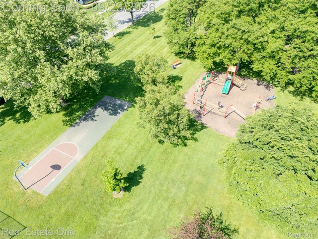 1716 Graefield Road 47, Birmingham, MI 48009