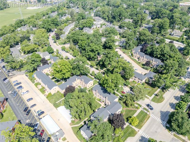 1716 Graefield Road 47, Birmingham, MI 48009