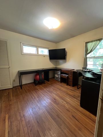 5902 Saint Albans Street N, Shoreview, MN 55126