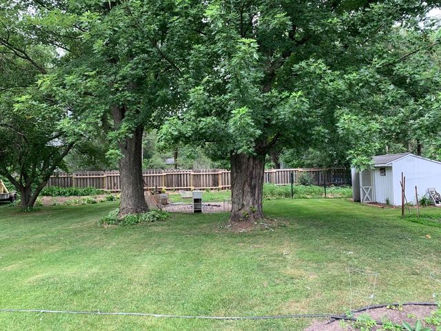 5902 Saint Albans Street N, Shoreview, MN 55126