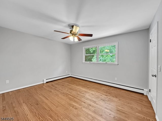 69 Cedar Tree Dr, Vernon Twp., NJ 07422