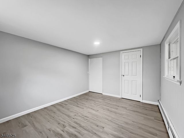 69 Cedar Tree Dr, Vernon Twp., NJ 07422