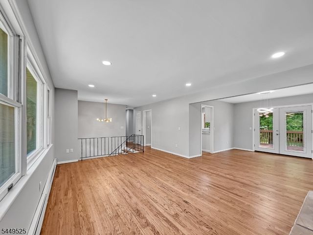 69 Cedar Tree Dr, Vernon Twp., NJ 07422