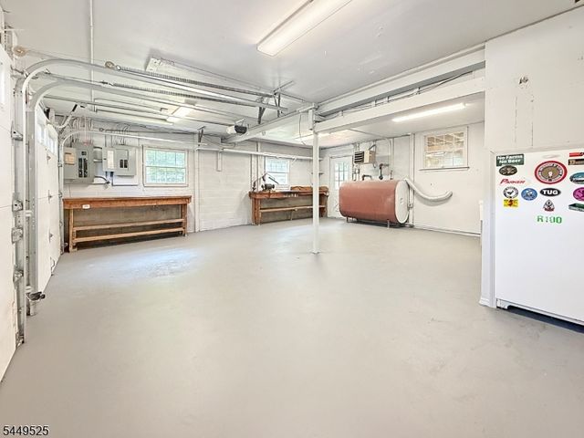 69 Cedar Tree Dr, Vernon Twp., NJ 07422