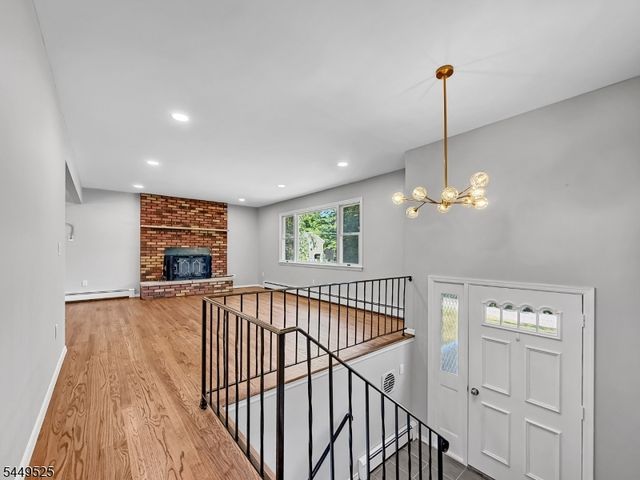 69 Cedar Tree Dr, Vernon Twp., NJ 07422