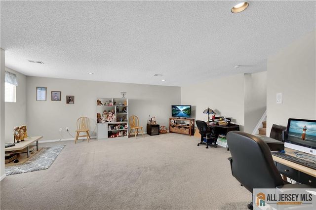 24 Catherine Court 266, Old Bridge, NJ 08879