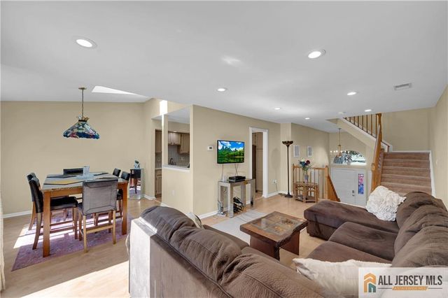24 Catherine Court 266, Old Bridge, NJ 08879
