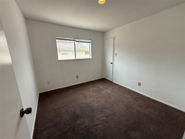 8048 Sands Point Drive D, Houston, TX 77036