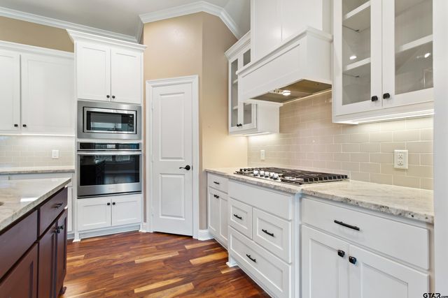 105 Nathan Rd., Chandler, TX 75758