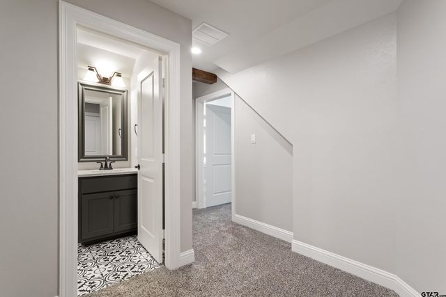 105 Nathan Rd., Chandler, TX 75758