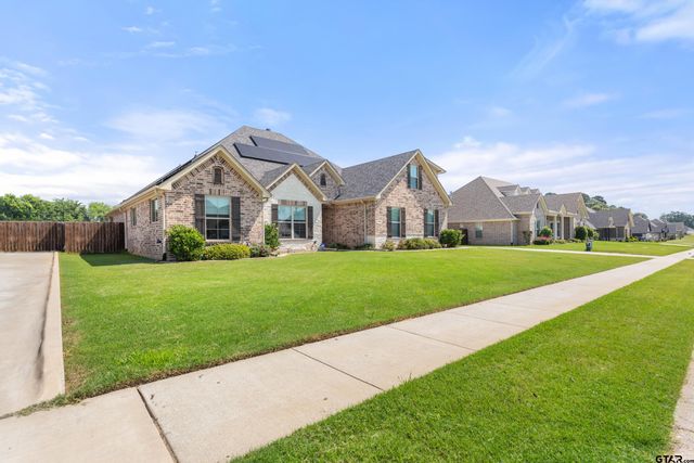 105 Nathan Rd., Chandler, TX 75758