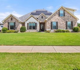 105 Nathan Rd., Chandler, TX 75758
