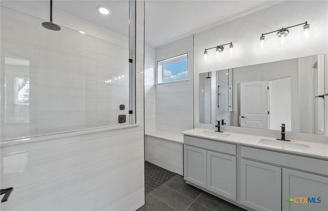 120 Adlai, Georgetown, TX 78633