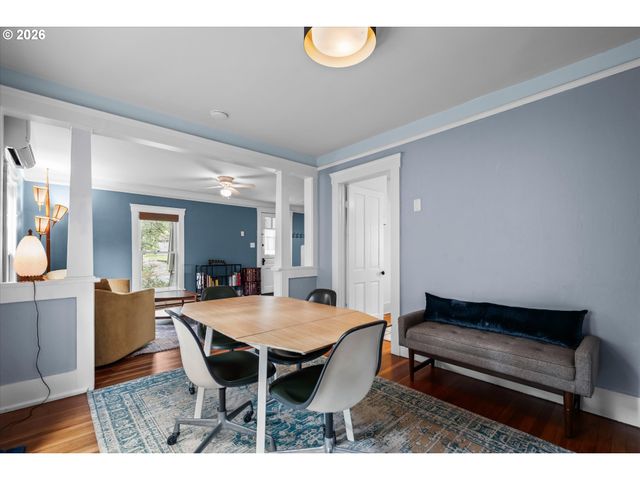 428 5TH St, Springfield, OR 97477