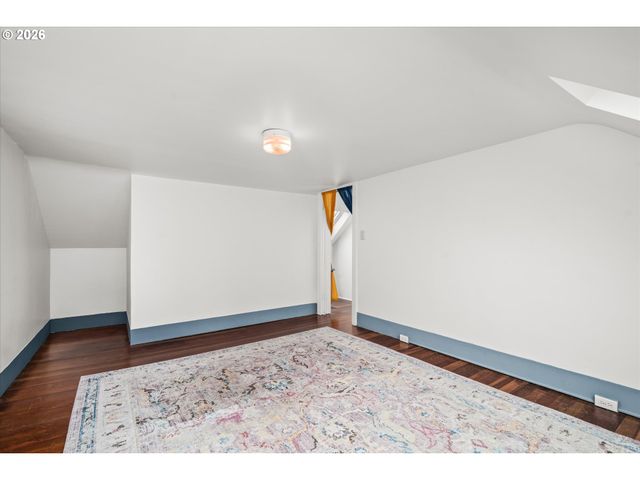 428 5TH St, Springfield, OR 97477