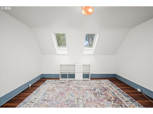 428 5TH St, Springfield, OR 97477