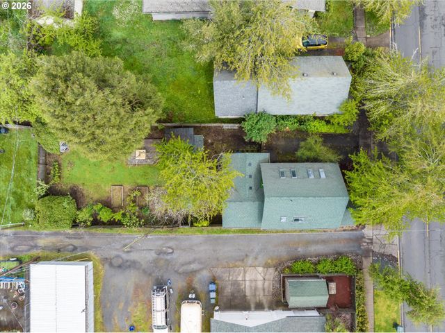 428 5TH St, Springfield, OR 97477