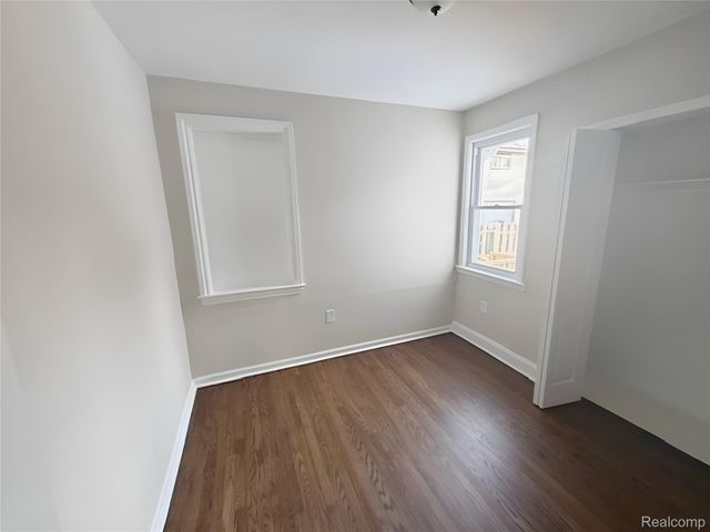 10426 Stark Road, Livonia, MI 48150