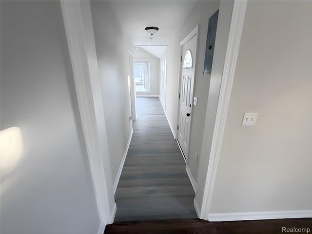 10426 Stark Road, Livonia, MI 48150