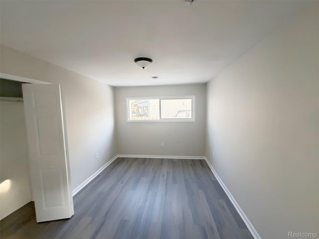 10426 Stark Road, Livonia, MI 48150