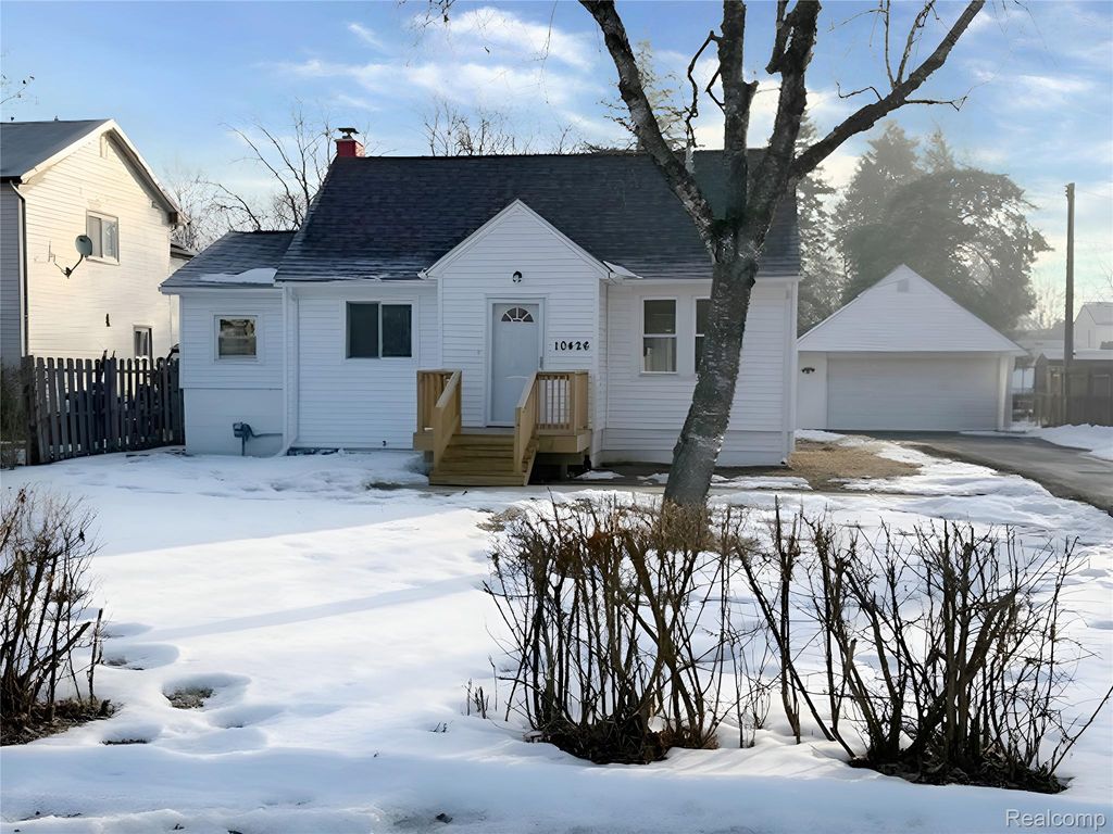 10426 Stark Road, Livonia, MI 48150