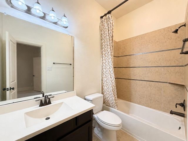 6806 Auburn Sands Drive, Spring, TX 77389