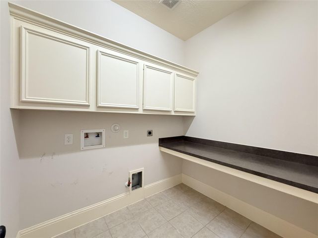 6806 Auburn Sands Drive, Spring, TX 77389