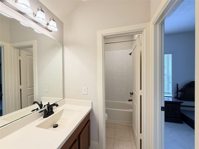 6806 Auburn Sands Drive, Spring, TX 77389
