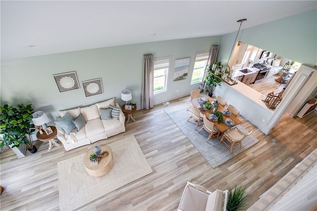 6137 Caleb Ct Court, Farmington, NY 14425