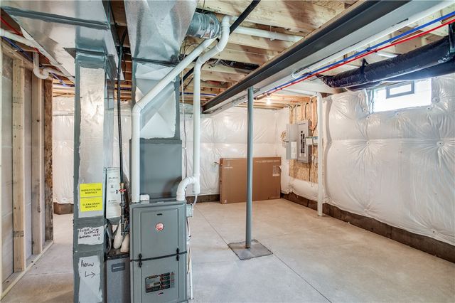 6137 Caleb Ct Court, Farmington, NY 14425