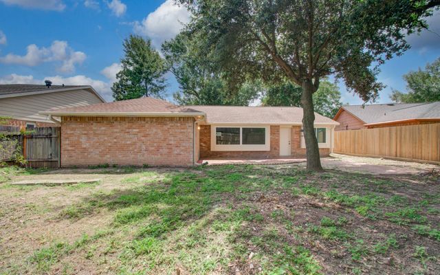 11223 Voltaire Drive, Houston, TX 77065