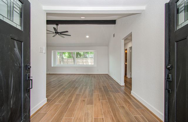 11223 Voltaire Drive, Houston, TX 77065