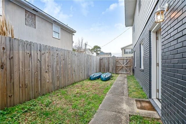 3811 Pretty Lake AVE, Norfolk, VA 23518