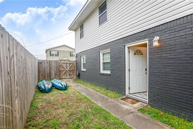 3811 Pretty Lake AVE, Norfolk, VA 23518