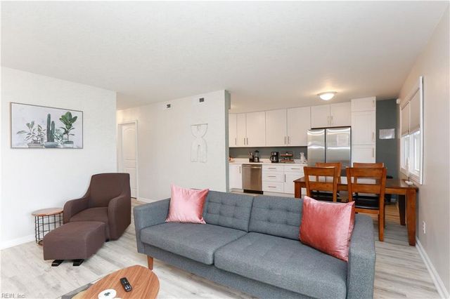 3811 Pretty Lake AVE, Norfolk, VA 23518