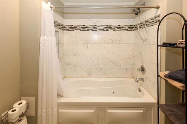 3129 N Woods Trail, Douglasville, GA 30135