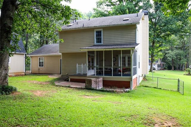 3129 N Woods Trail, Douglasville, GA 30135
