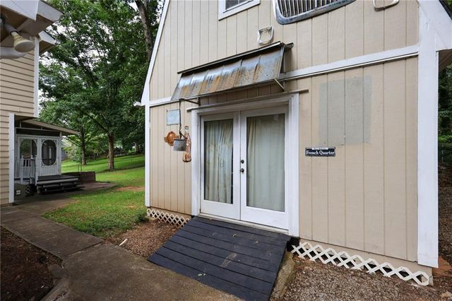 3129 N Woods Trail, Douglasville, GA 30135