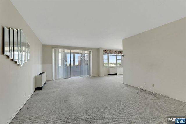 2000 Linwood Avenue 15 H, Fort Lee, NJ 07024